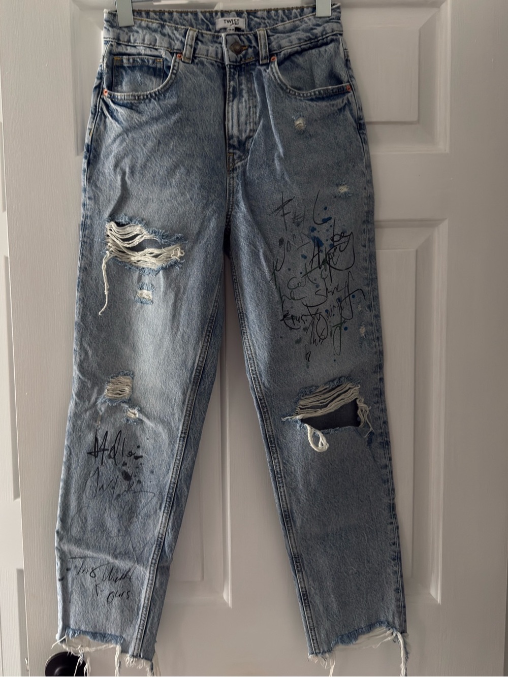 Twist Jeans Distressed Graphic Mom Jeans Size US 4
